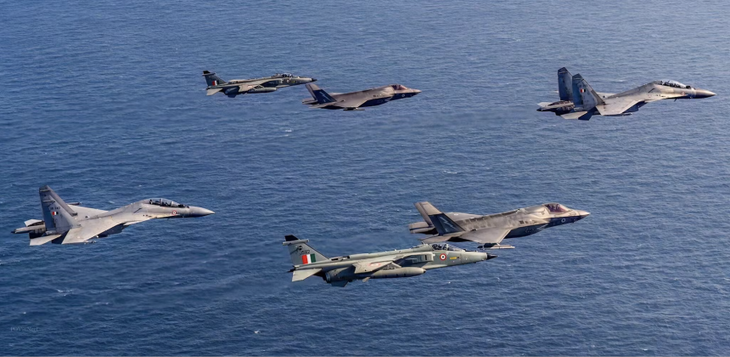 Cuộc chạm trán hiếm có giữa F-35 Anh và Su-30MKI Nga- Ảnh 2.