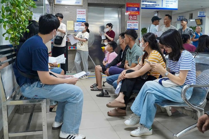 Cả gia đình ở Thái Nguyên mắc ghẻ sau lũ lụt và cảnh báo từ bác sĩ- Ảnh 2.