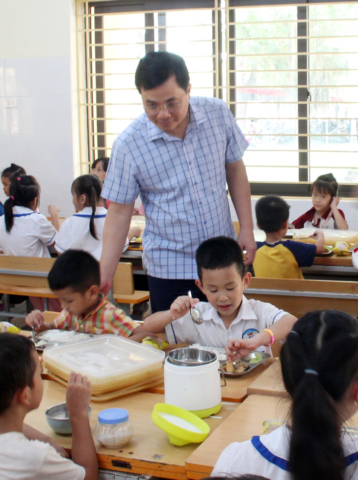 Hà Nội chuẩn hóa quy trình kiểm duyệt bếp ăn học đường theo hướng một chiều như thế nào?- Ảnh 3. Hà Nội chuẩn hóa quy trình kiểm duyệt bếp ăn học đường theo hướng một chiều như thế nào?- Ảnh 3.