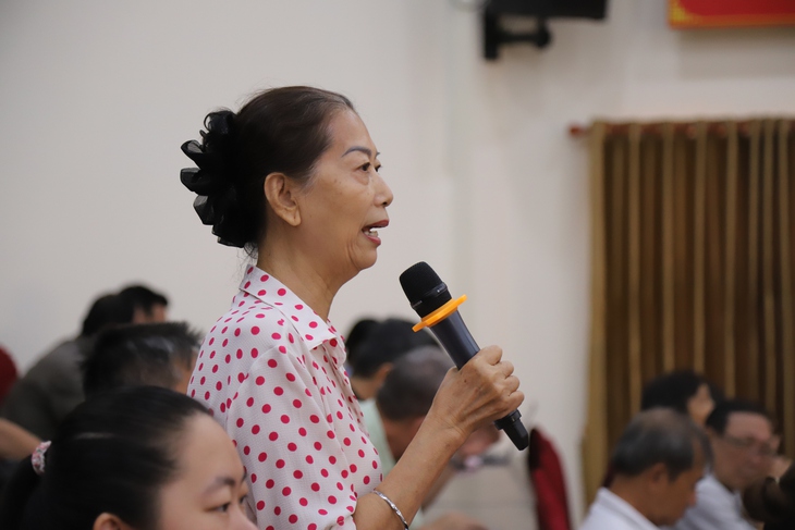 Chánh án TAND Tối cao và Thứ trưởng Bộ Y tế tiếp xúc cử tri 10 phường của TPHCM- Ảnh 6. Chánh án TAND Tối cao và Thứ trưởng Bộ Y tế tiếp xúc cử tri 10 phường của TPHCM- Ảnh 6.