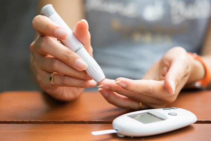 5 tác dụng nổi bật của nước gừng với sức khỏe mùa thu- Ảnh 2.
