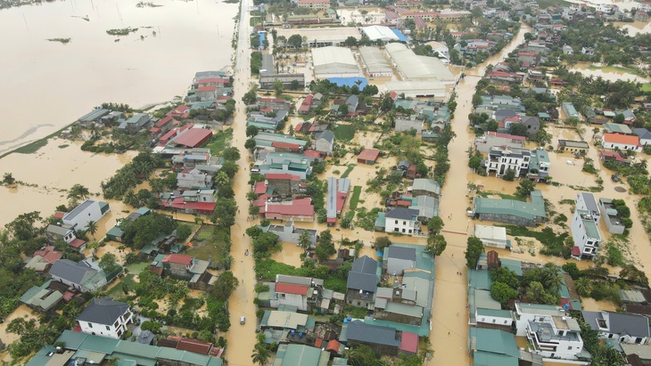 Chuyến thuyền chạy lũ nghiệt ngã cướp đi sinh mạng hai bà cháu lúc nửa đêm- Ảnh 1. Chuyến thuyền chạy lũ nghiệt ngã cướp đi sinh mạng hai bà cháu lúc nửa đêm- Ảnh 1.