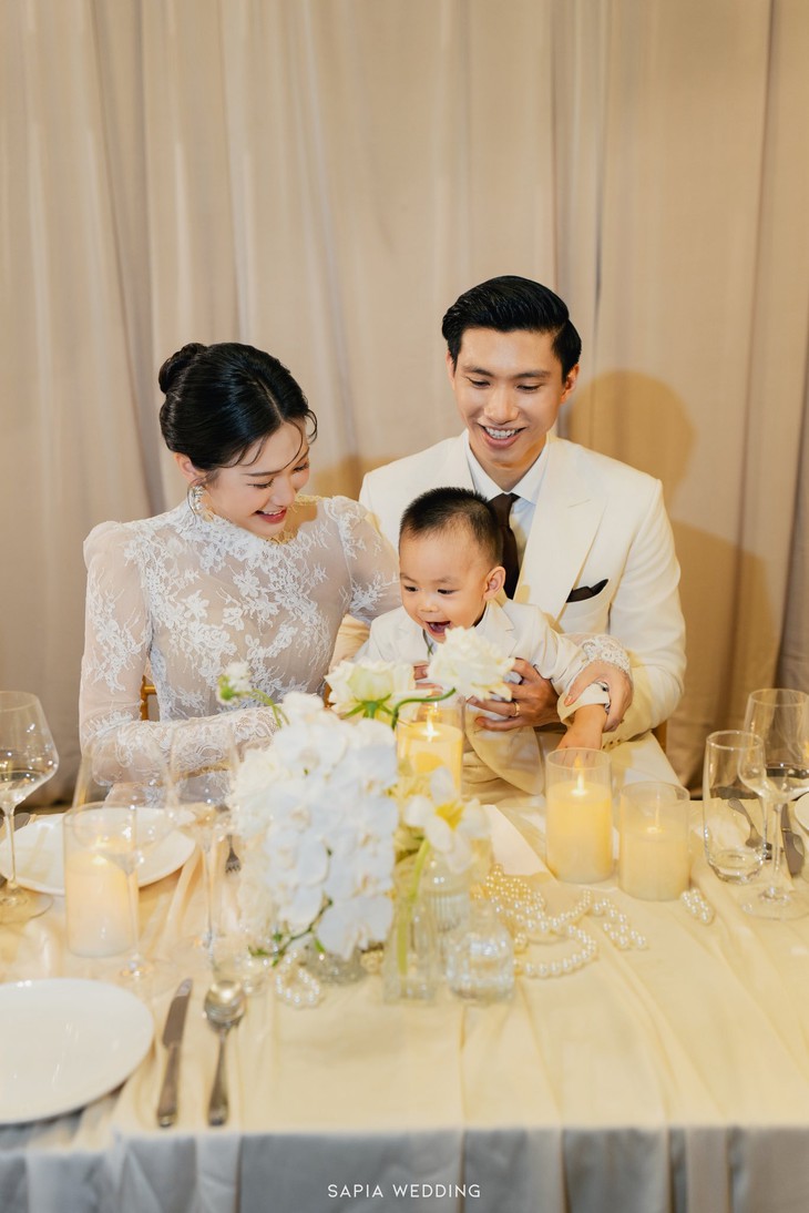 Con trai Đoàn Văn Hậu - Doãn Hải My biểu cảm cực đáng yêu trong ngày đặc biệt- Ảnh 2.