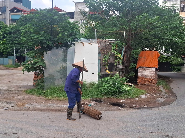 20/10 của những người phụ nữ mưu sinh từ tờ mờ sáng- Ảnh 5.
