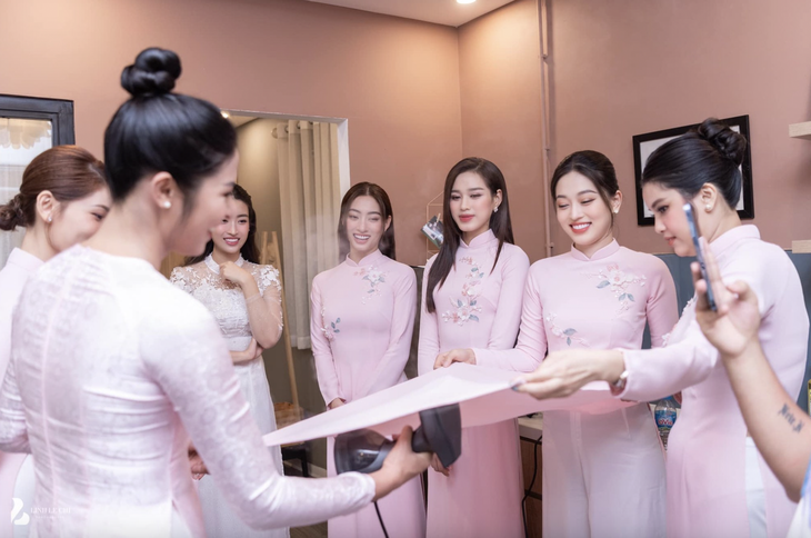 Vì sao Đỗ Mỹ Linh và nhiều người đẹp vắng bóng trong đám cưới của Đỗ Thị Hà?- Ảnh 3.