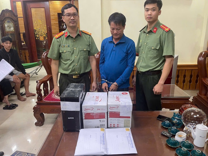 Bắt tạm giam đối tượng trong vụ án 'Vi phạm quy định về khai thác tài nguyên' ở Bắc Ninh- Ảnh 1.