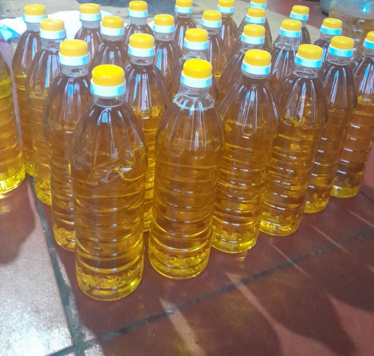 'Săn' hạt mắc-ca, óc chó… để ép dầu: Trào lưu mới của các bà nội trợ- Ảnh 3.