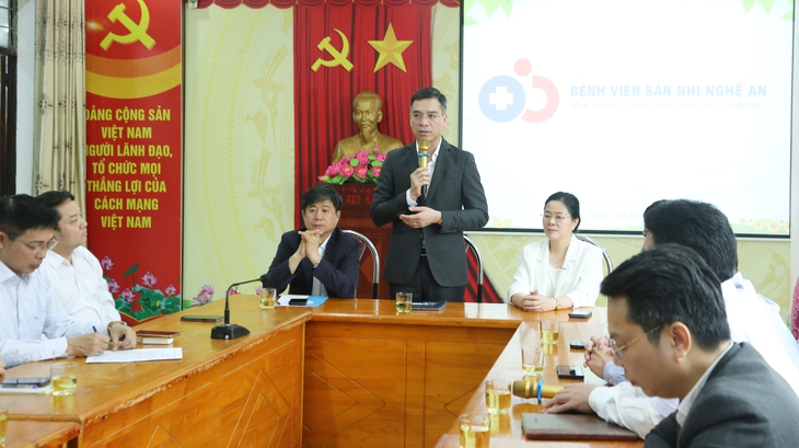 'Hãy để thầy thuốc được cứu người trong môi trường an toàn'- Ảnh 5. 'Hãy để thầy thuốc được cứu người trong môi trường an toàn'- Ảnh 5.