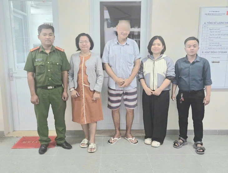 Kịp thời tiếp nhận, chăm sóc người nước ngoài cần hỗ trợ ở Khánh Hòa- Ảnh 1.