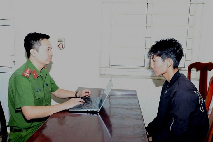 Bắt 6 thanh niên trong vụ xô xát khiến 1 người bị đâm tử vong- Ảnh 2. Bắt 6 thanh niên trong vụ xô xát khiến 1 người bị đâm tử vong- Ảnh 2.