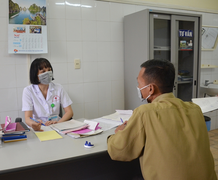 6 lợi ích quan trọng khi điều trị HIV sớm- Ảnh 3. 6 lợi ích quan trọng khi điều trị HIV sớm- Ảnh 3.