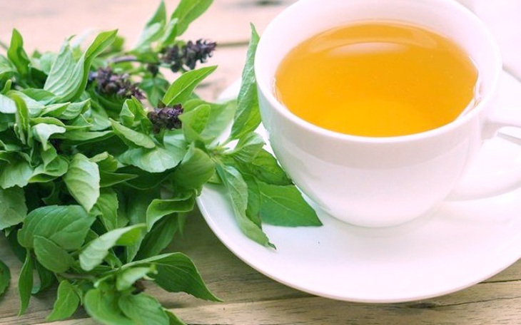 8 lợi ích sức khỏe nổi bật từ trà húng quế