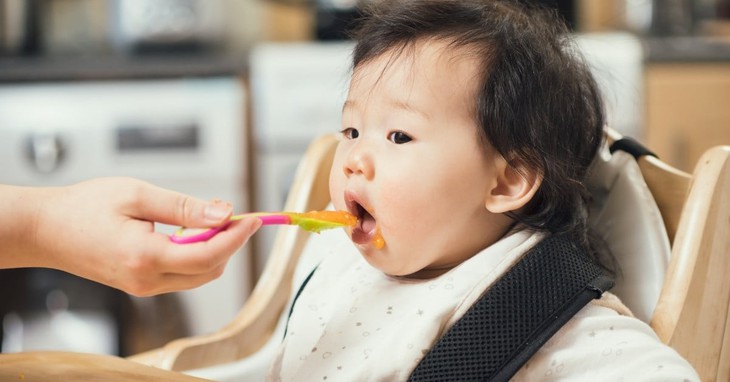 Ăn dặm cho bé: Hiểu đúng để chọn cách phù hợp nhất- Ảnh 2.