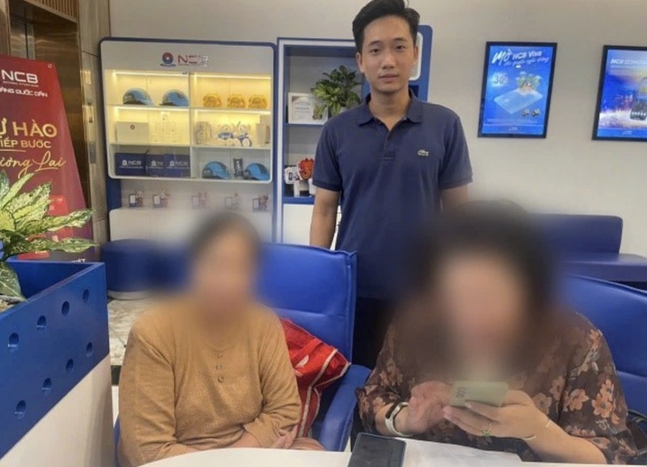 Cụ bà ở Hà Nội suýt mất 700 triệu đồng vì chiêu lừa quen thuộc- Ảnh 1.