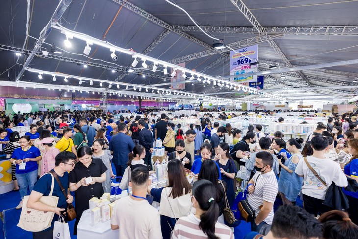 KidsPlaza tổ chức Festival Mẹ bầu & Em bé 2025: Lan tỏa thai kỳ khỏe mạnh, nuôi con khoa học trong kỷ nguyên vươn mình- Ảnh 3. KidsPlaza tổ chức Festival Mẹ bầu & Em bé 2025: Lan tỏa thai kỳ khỏe mạnh, nuôi con khoa học trong kỷ nguyên vươn mình- Ảnh 3.
