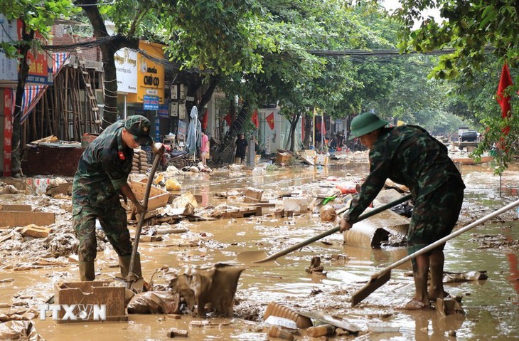 Rà soát các khu vực nguy hiểm, di dời sơ tán người dân đến nơi an toàn- Ảnh 1.