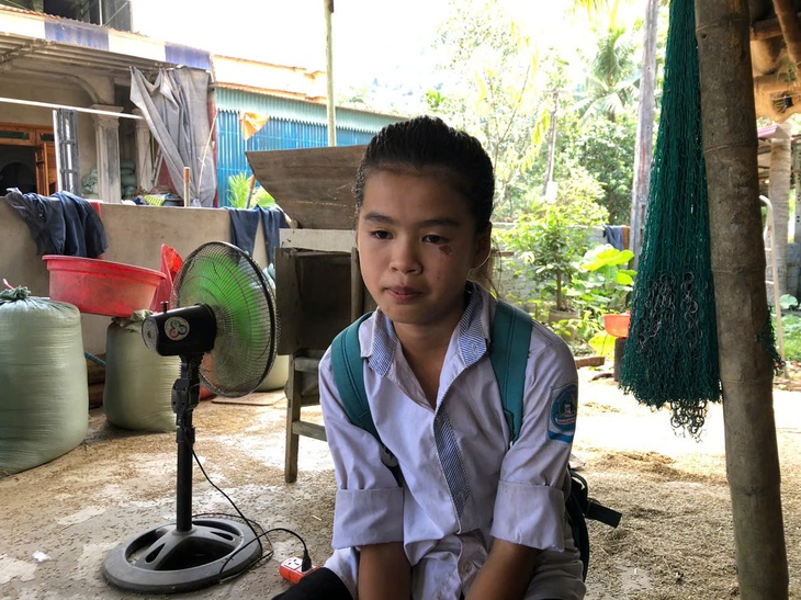 Giây phút sinh tử của nữ sinh lớp 8 trong trận lở núi kinh hoàng từ đồi Liêu- Ảnh 2. Giây phút sinh tử của nữ sinh lớp 8 trong trận lở núi kinh hoàng từ đồi Liêu- Ảnh 2.