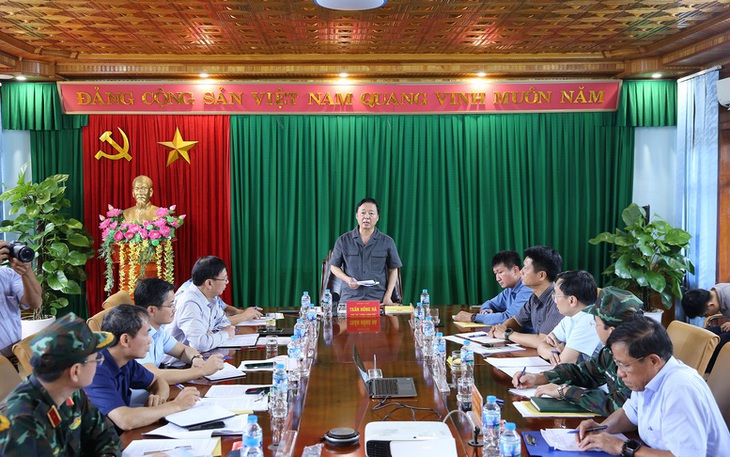 Phó Thủ tướng: Ứng phó bão số 11 phải chủ động, tính toán kỹ phương án vận hành hồ Thác Bà- Ảnh 1. Phó Thủ tướng: Ứng phó bão số 11 phải chủ động, tính toán kỹ phương án vận hành hồ Thác Bà- Ảnh 1.