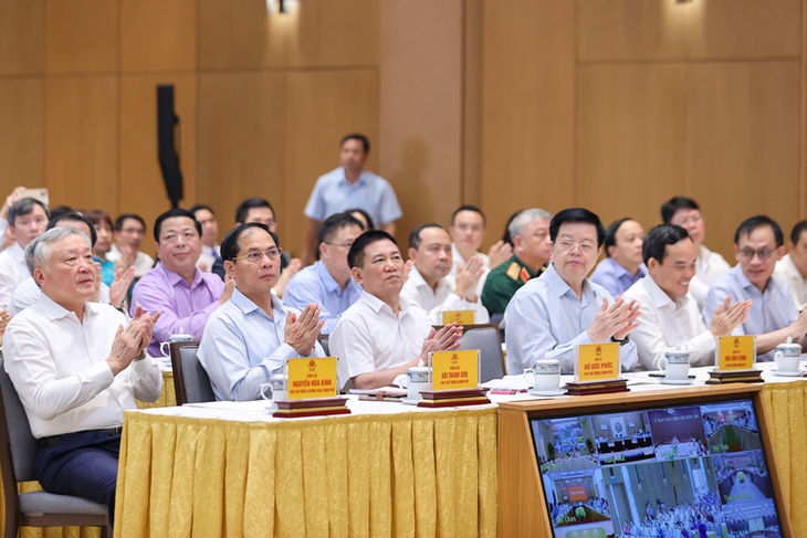 Thủ tướng phát động thi đua lập thành tích chào mừng Đại hội XIV của Đảng- Ảnh 3.