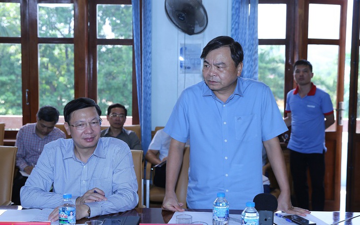 Phó Thủ tướng: Ứng phó bão số 11 phải chủ động, tính toán kỹ phương án vận hành hồ Thác Bà- Ảnh 3. Phó Thủ tướng: Ứng phó bão số 11 phải chủ động, tính toán kỹ phương án vận hành hồ Thác Bà- Ảnh 3.