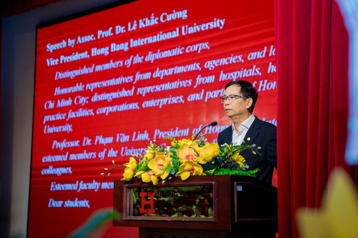 Bùng nổ lễ chào đón năm học mới 2025–2026 tại HIU- Ảnh 1. Bùng nổ lễ chào đón năm học mới 2025–2026 tại HIU- Ảnh 1.