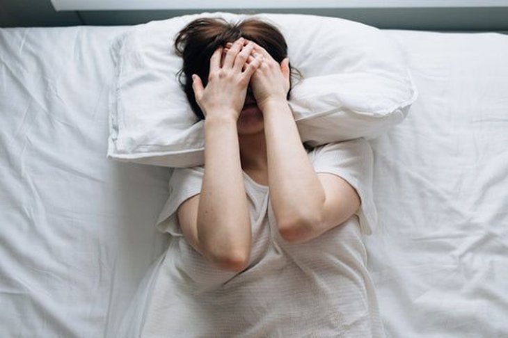 Ngủ đủ giấc giúp cải thiện miễn dịch và giảm bệnh mạn tính ở người sống chung với HIV- Ảnh 1. Ngủ đủ giấc giúp cải thiện miễn dịch và giảm bệnh mạn tính ở người sống chung với HIV- Ảnh 1.