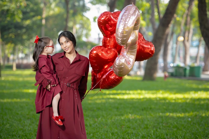 Á hậu Trương Thị May ăn chay trường từ nhỏ, tuổi U40 sống an yên, nhan sắc ngày càng thăng hạng- Ảnh 11. Á hậu Trương Thị May ăn chay trường từ nhỏ, tuổi U40 sống an yên, nhan sắc ngày càng thăng hạng- Ảnh 11.