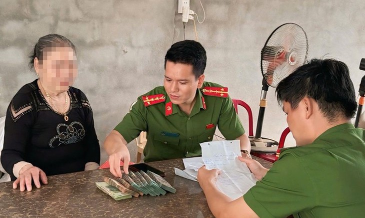 Cụ bà 75 tuổi suýt mất 300 triệu đồng vì lừa đảo- Ảnh 1.