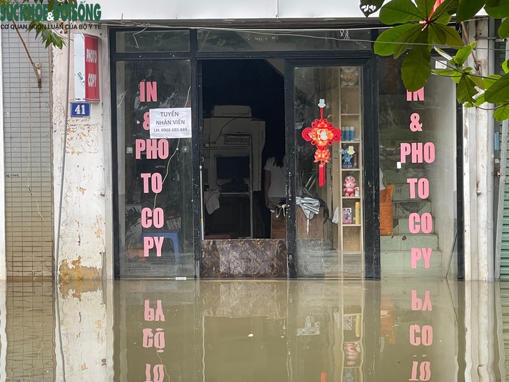 'Rốn nước' phố Cầu Cốc, Hà Nội: Hơn một tháng ngập ba lần- Ảnh 4.