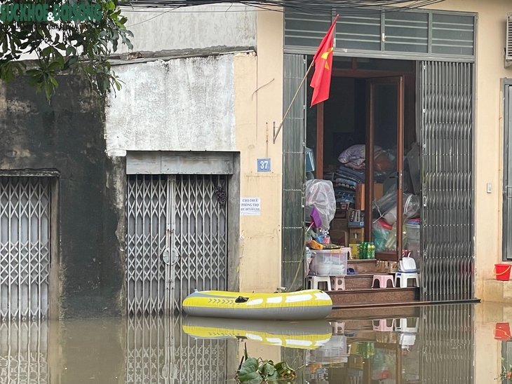 'Rốn nước' phố Cầu Cốc, Hà Nội: Hơn một tháng ngập ba lần- Ảnh 5.