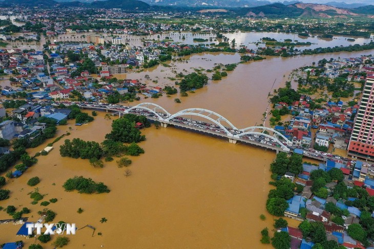 Thái Nguyên, Bắc Ninh ngập sâu, lũ vượt lịch sử, Hà Nội nhiều nơi nước chưa rút- Ảnh 2.