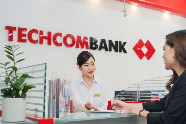 Techcombank tiếp tục phát hành 2.000 tỷ đồng trái phiếu- Ảnh 1.