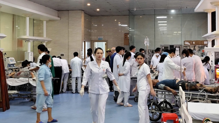 Thông tin mới nhất về sức khỏe 7 người trong vụ tai nạn trên cao tốc- Ảnh 1.