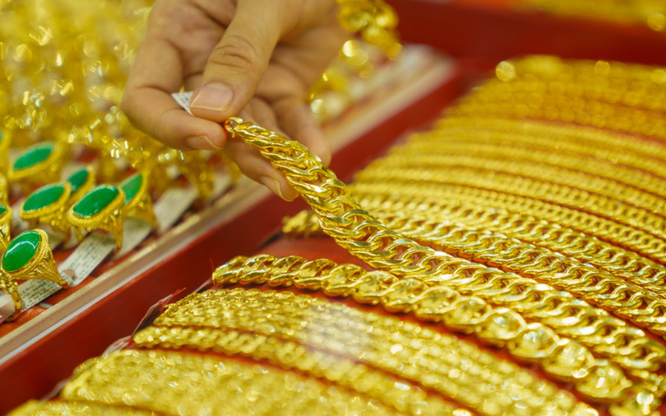 Giá vàng hôm nay ngày 10/11 đồng loạt tăng rất mạnh