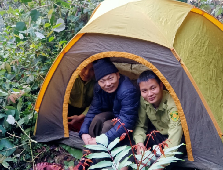 Mở tuyến du lịch mạo hiểm 'Chinh phục đỉnh Pù Luông' săn mây ở độ cao 1.700m- Ảnh 8.