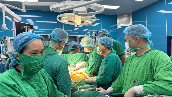 Một ngày 2 ca ghép phổi - bước ngoặt của y học Việt Nam- Ảnh 1.