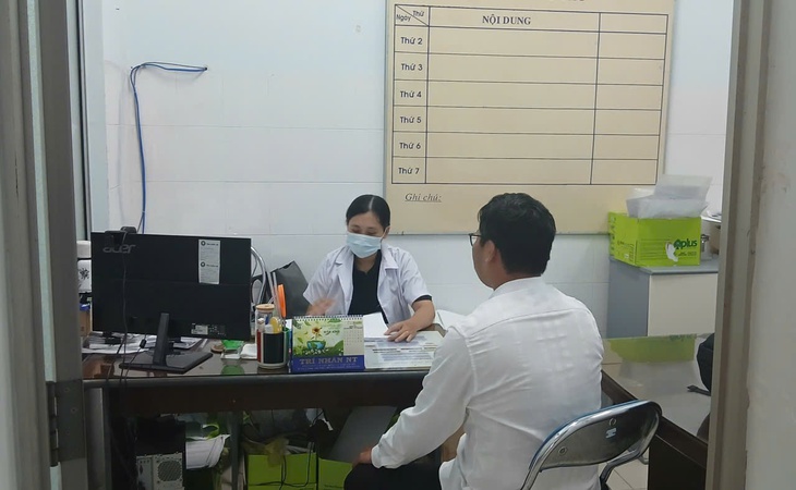 Chuyện từ những căn phòng đặc biệt (1): Chiếc phao diệu kỳ khi bệnh nhân HIV tuyệt vọng nhất- Ảnh 3. Chuyện từ những căn phòng đặc biệt (1): Chiếc phao diệu kỳ khi bệnh nhân HIV tuyệt vọng nhất- Ảnh 3.