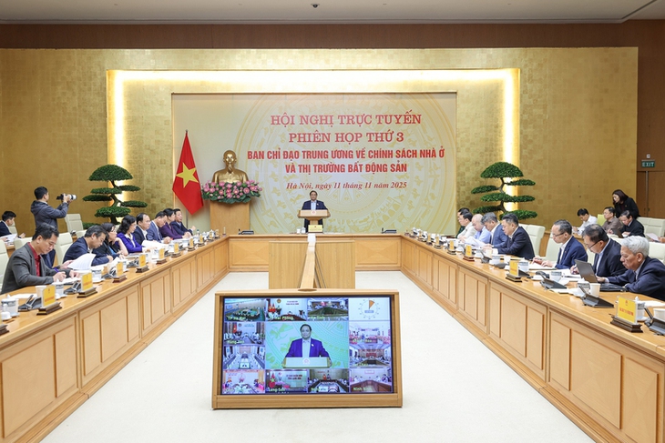 Thủ tướng: Không để người dân mất thời gian, công sức và bị lừa đảo khi tiếp cận nhà ở xã hội- Ảnh 1.