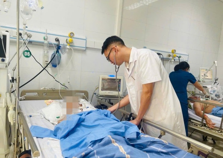 Cứu cụ bà bị uốn ván toàn thể cực hiếm sau phẫu thuật - Ảnh 1.