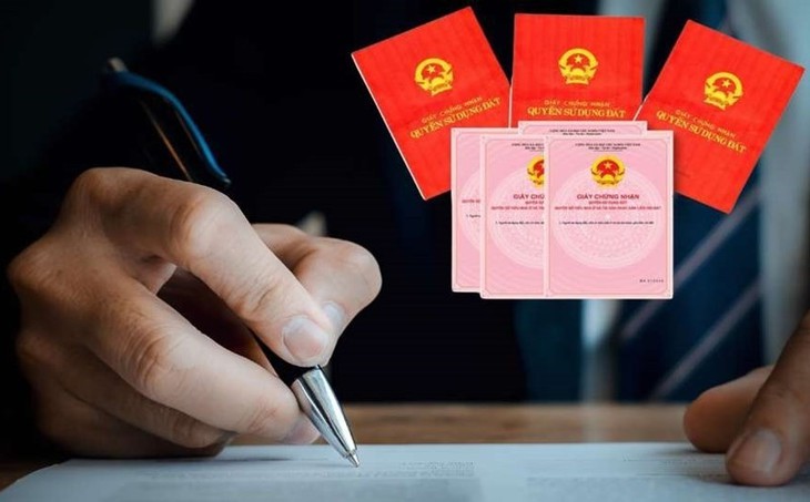 Bố mẹ tặng con gái nhà đất làm tài sản riêng, con rể có phải ký giấy từ chối tài sản không?- Ảnh 1. Bố mẹ tặng con gái nhà đất làm tài sản riêng, con rể có phải ký giấy từ chối tài sản không?- Ảnh 1.