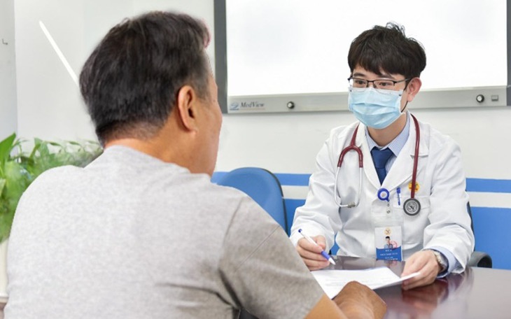 Tại sao nam giới ít được tầm soát ung thư?- Ảnh 1.