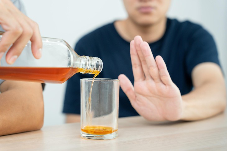 Uống mấy ly rượu mỗi ngày có thể tăng nguy cơ đột quỵ nghiêm trọng?- Ảnh 3. Uống mấy ly rượu mỗi ngày có thể tăng nguy cơ đột quỵ nghiêm trọng?- Ảnh 3.