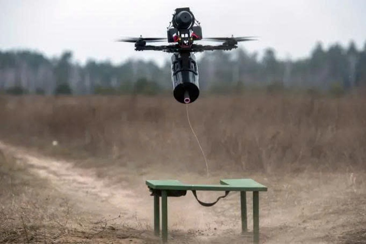UAV 'miễn nhiễu' của Nga bóp nghẹt tiếp tế Ukraine- Ảnh 2.