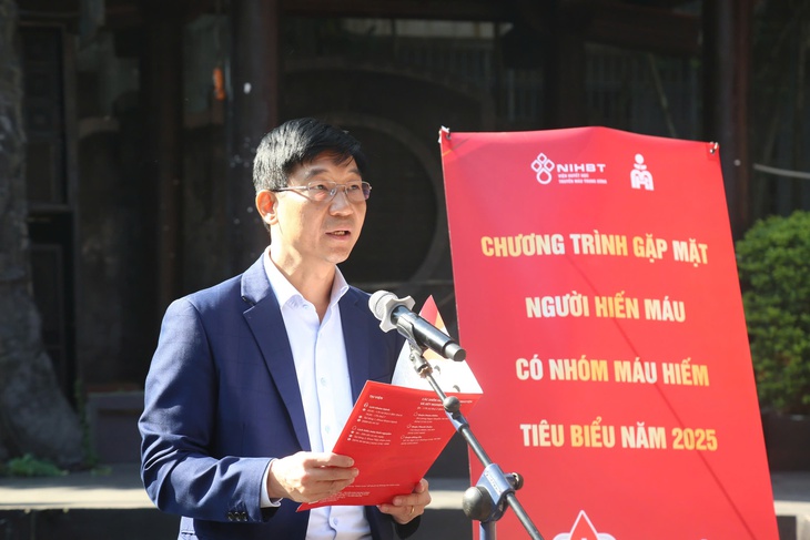 Lập câu lạc bộ máu hiếm để sẵn sàng đi cứu người, kể cả trong đêm- Ảnh 1.