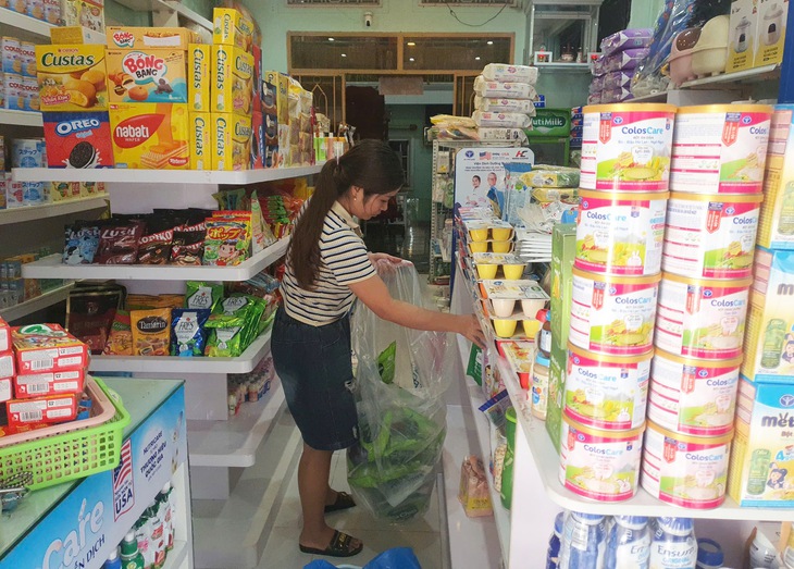 Người dân Đà Nẵng lại tất tả chạy lũ lần 5- Ảnh 1.