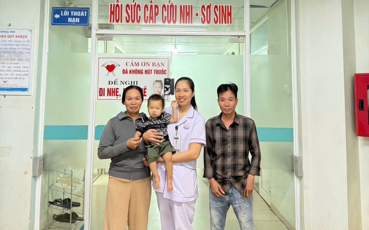 Bé trai đuối nước hồi sinh nhờ 10 phút sơ cứu thần tốc của nữ điều dưỡng
