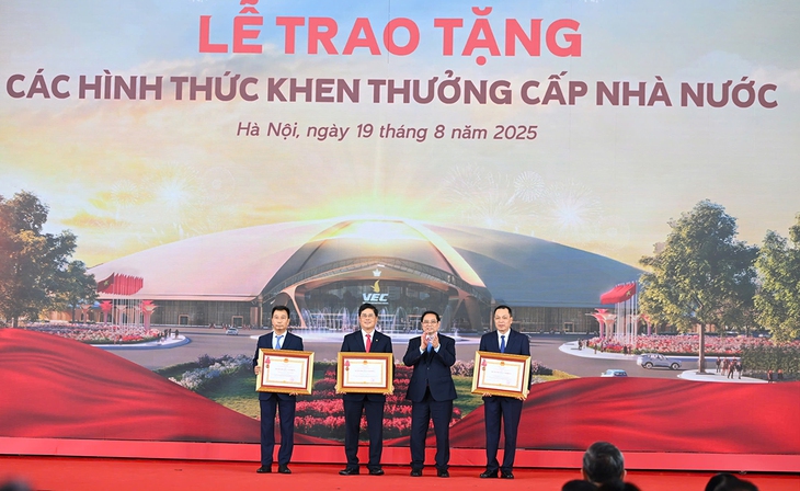 https://www.npt.com.vn/userfile/User/1npt/buixuantien/images/2025/8/Anh1EVNducokhenthuong1982025-20250819120057364.jpg