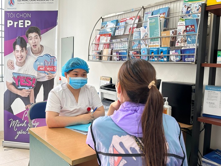 'Đồng tâm hiệp lực' để chấm dứt dịch HIV/AIDS- Ảnh 11.