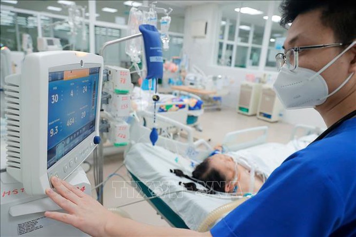 Số ca mắc cúm A gia tăng, người dân chủ động áp dụng các biện pháp phòng bệnh- Ảnh 11. Số ca mắc cúm A gia tăng, người dân chủ động áp dụng các biện pháp phòng bệnh- Ảnh 11.