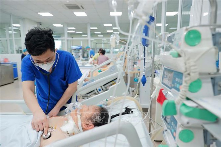 Số ca mắc cúm A gia tăng, người dân chủ động áp dụng các biện pháp phòng bệnh- Ảnh 13. Số ca mắc cúm A gia tăng, người dân chủ động áp dụng các biện pháp phòng bệnh- Ảnh 13.